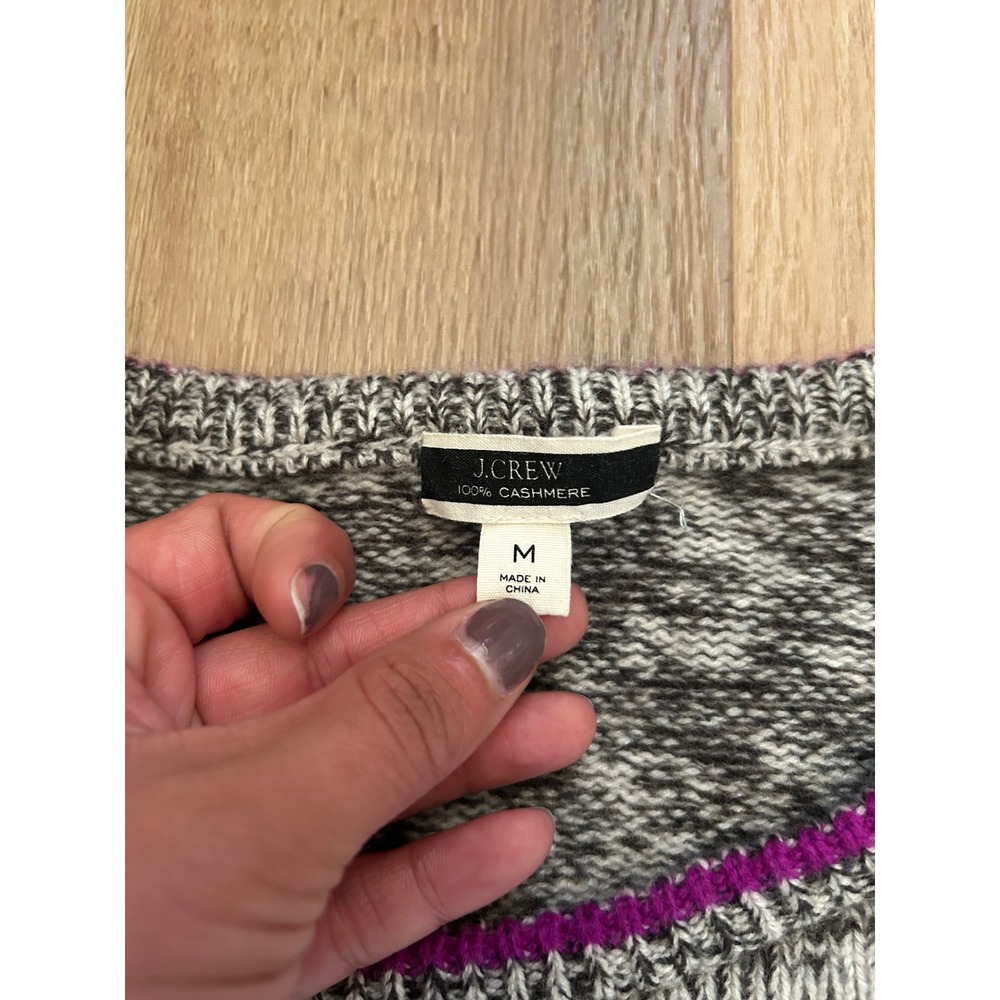 J.Crew relaxed fit Gray Marled 100% Cashmere Crewneck Sweater Purple Trim M - Picture 3 of 6